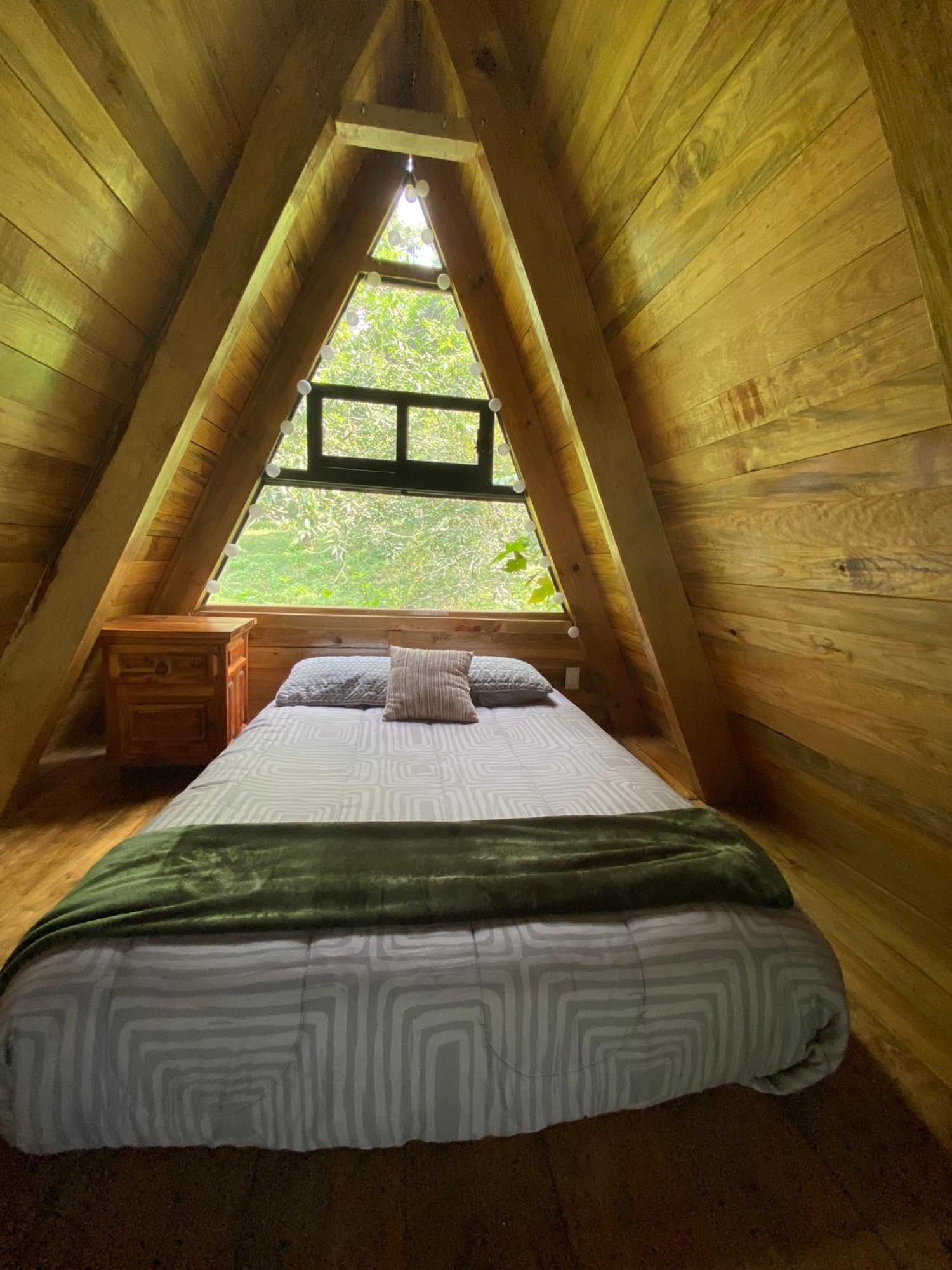 Cabanas Alpina, Romantica Y Acogedora A 10 Minutos Del Centro Tepoztlán Exteriör bild